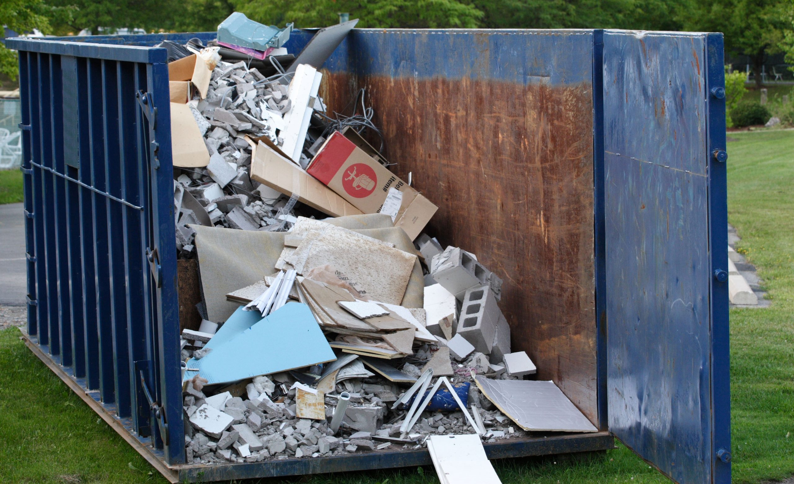 How to Choose a Dumpster for a Home Renovation Project